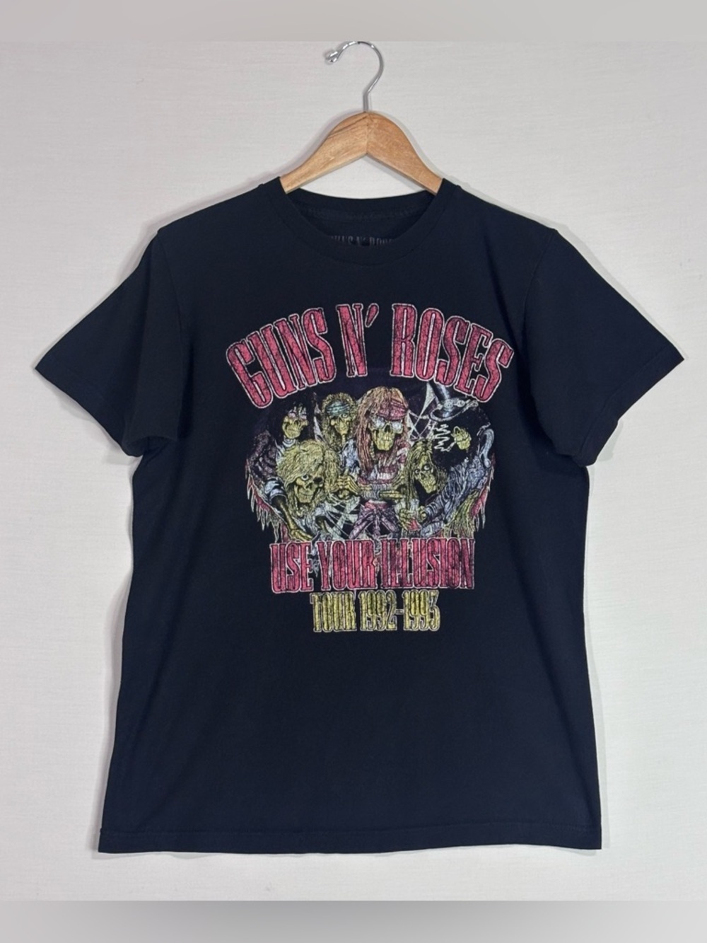 Guns N Roses Use Your Illusion Tour Tee 1992 1993 Graphic Band Shirt M